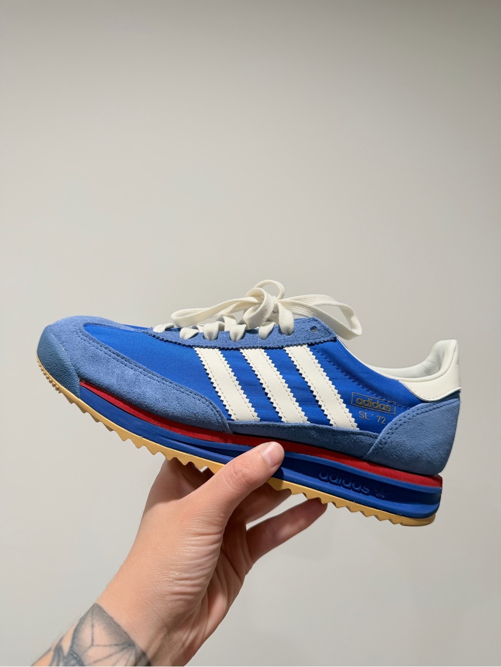 adidas SL 72 women’s Blue Retro Running Sneakers